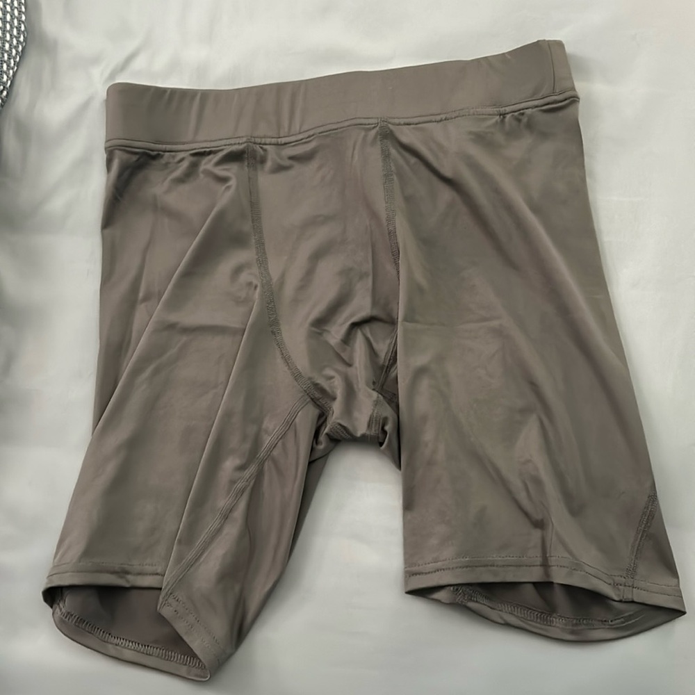 Hylete compression shorts